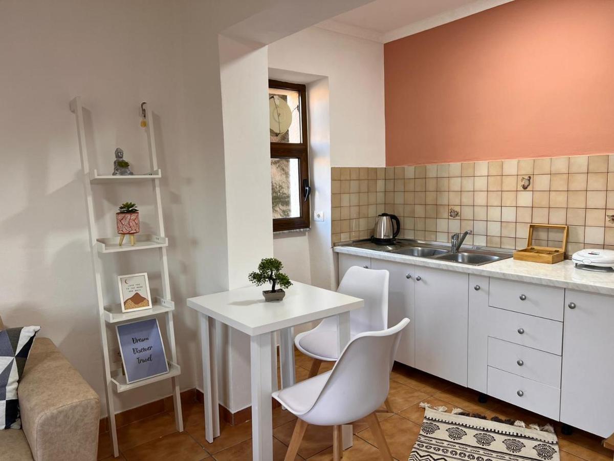 Centre Apartment In Шкодер Экстерьер фото